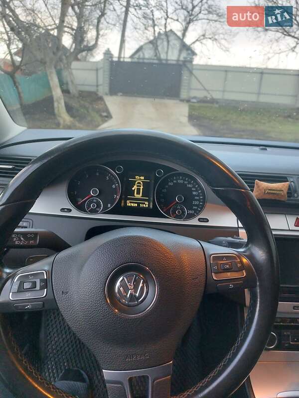 Универсал Volkswagen Passat 2009 в Черновцах