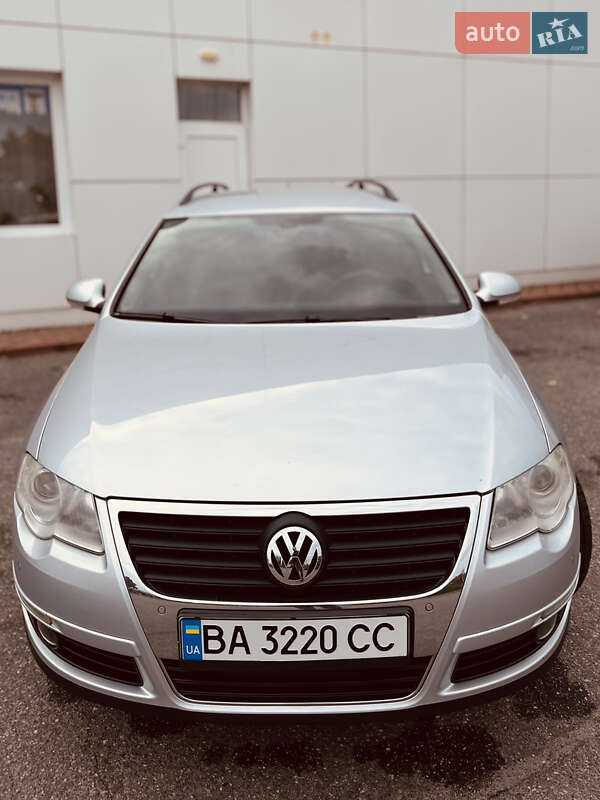Универсал Volkswagen Passat 2009 в Кропивницком