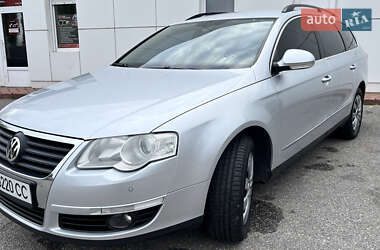 Универсал Volkswagen Passat 2009 в Кропивницком