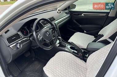 Седан Volkswagen Passat 2016 в Киеве