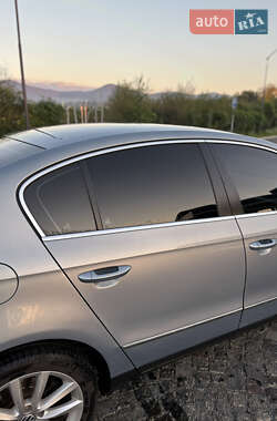 Седан Volkswagen Passat 2010 в 