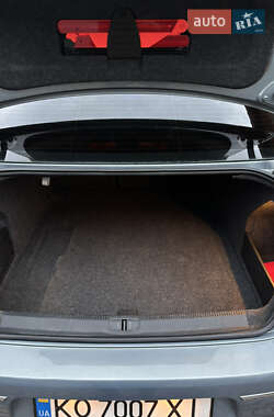 Седан Volkswagen Passat 2010 в 