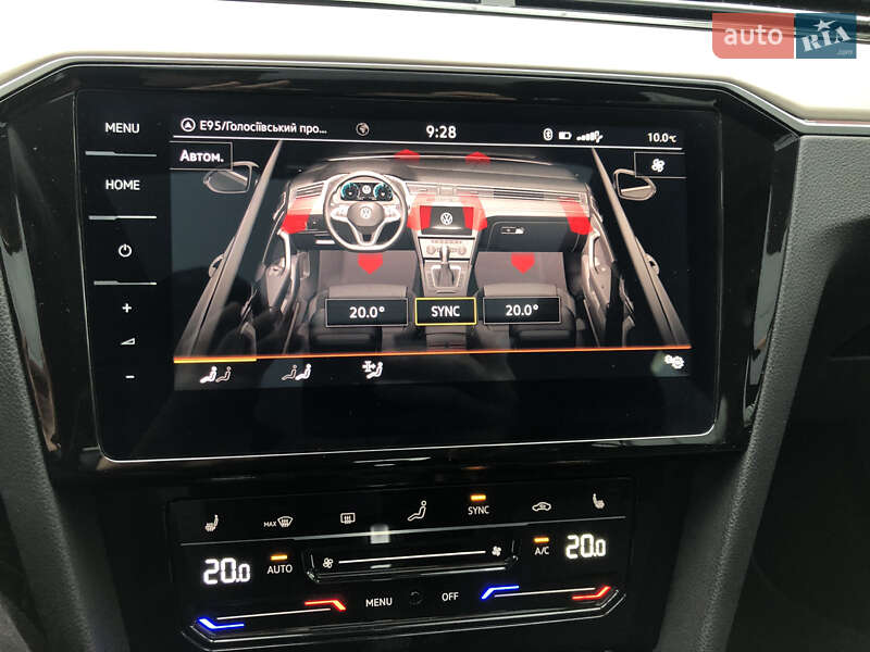 Универсал Volkswagen Passat 2020 в Киеве