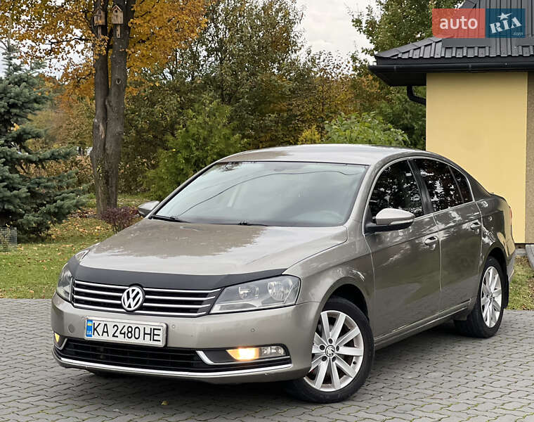 Седан Volkswagen Passat 2012 в Коломиї