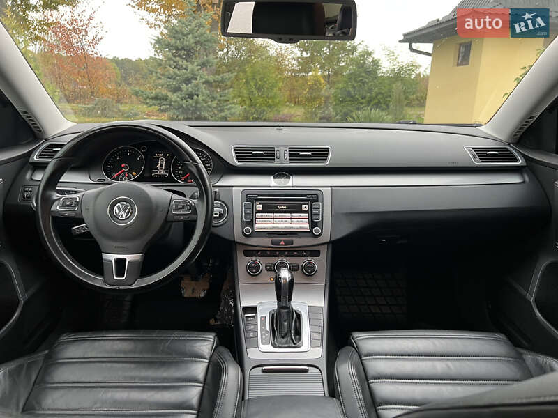 Седан Volkswagen Passat 2012 в Коломиї