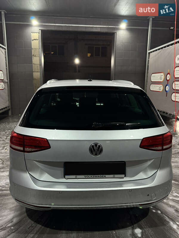 Універсал Volkswagen Passat 2017 в Києві фото 10 Універсал Volkswagen Passat 2017 в Києві