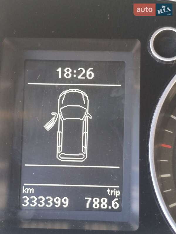 Універсал Volkswagen Passat 2010 в Києві фото 12 Універсал Volkswagen Passat 2010 в Києві