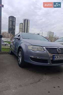 Универсал Volkswagen Passat 2010 в 