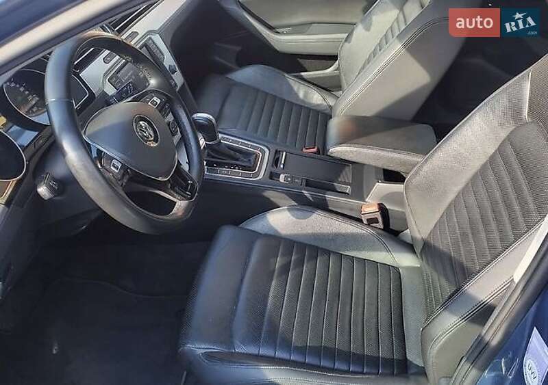 Универсал Volkswagen Passat 2015 в Прилуках