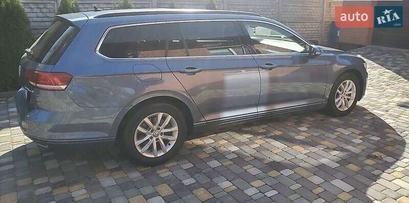 Универсал Volkswagen Passat 2015 в Прилуках