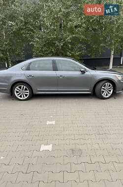 Седан Volkswagen Passat 2017 в 