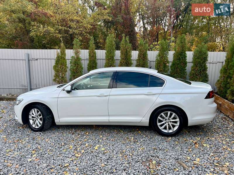 Седан Volkswagen Passat 2017 в Полтаве фото 7 Седан Volkswagen Passat 2017 в Полтаве