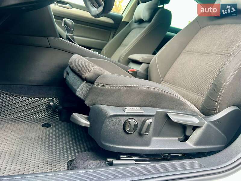 Седан Volkswagen Passat 2017 в Полтаве фото 49 Седан Volkswagen Passat 2017 в Полтаве