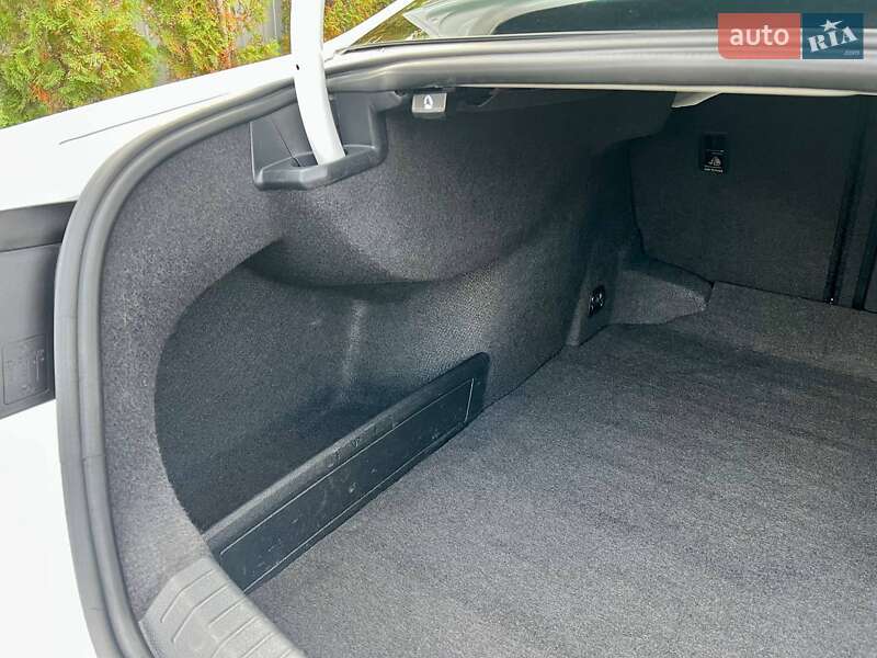 Седан Volkswagen Passat 2017 в Полтаве фото 89 Седан Volkswagen Passat 2017 в Полтаве