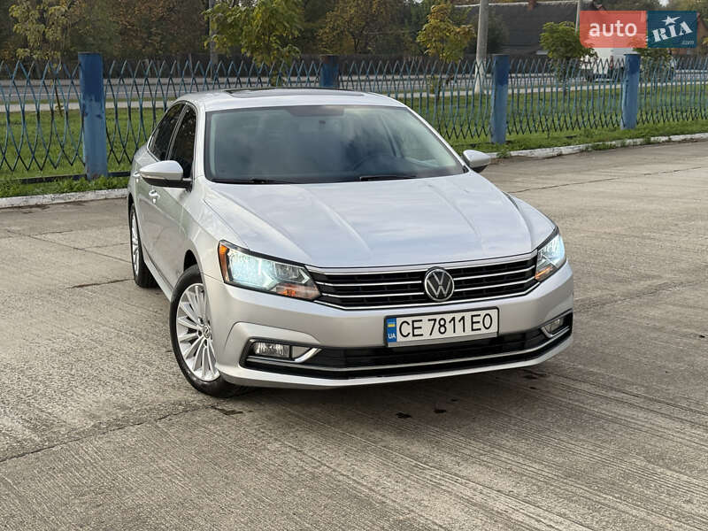 Седан Volkswagen Passat 2015 в Чернівцях