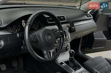 Универсал Volkswagen Passat 2011 в 