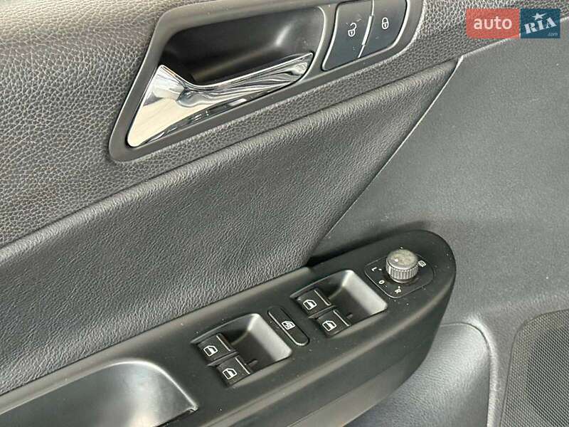 Седан Volkswagen Passat 2008 в Одессе