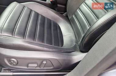 Седан Volkswagen Passat 2012 в 