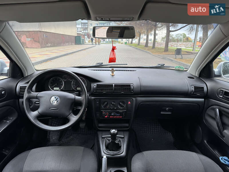 Универсал Volkswagen Passat 2002 в Звягеле фото 16 Универсал Volkswagen Passat 2002 в Звягеле