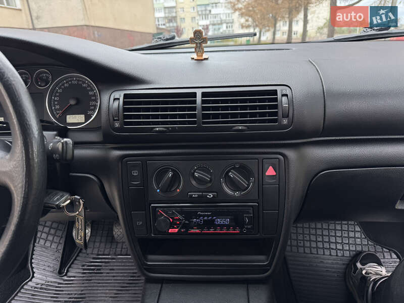 Универсал Volkswagen Passat 2002 в Звягеле фото 22 Универсал Volkswagen Passat 2002 в Звягеле