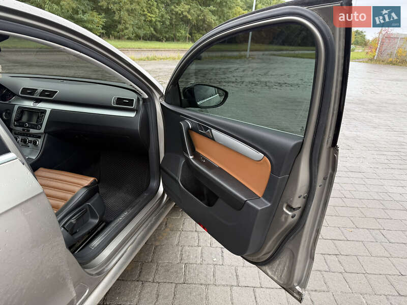 Универсал Volkswagen Passat 2012 в Львове фото 13 Универсал Volkswagen Passat 2012 в Львове