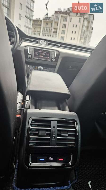 Універсал Volkswagen Passat 2016 в Львові фото 10 Універсал Volkswagen Passat 2016 в Львові