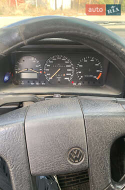 Универсал Volkswagen Passat 1989 в  фото 11 Универсал Volkswagen Passat 1989 в
