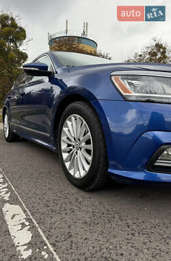 Седан Volkswagen Passat 2017 в 