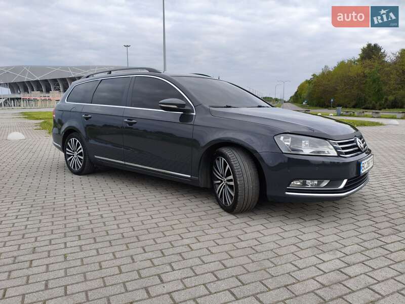 Універсал Volkswagen Passat 2012 в Львові фото 5 Універсал Volkswagen Passat 2012 в Львові