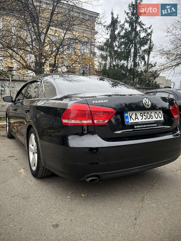 Седан Volkswagen Passat 2013 в Киеве фото 3 Седан Volkswagen Passat 2013 в Киеве