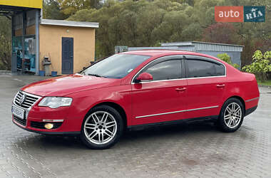 Седан Volkswagen Passat 2005 в  фото 10 Седан Volkswagen Passat 2005 в