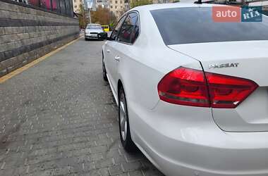 Седан Volkswagen Passat 2012 в 