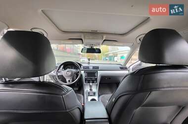 Седан Volkswagen Passat 2012 в 