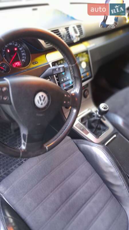 Универсал Volkswagen Passat 2006 в Сколе