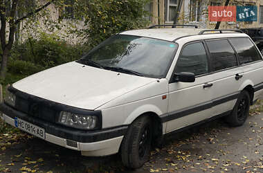 Універсал Volkswagen Passat 1989 в Львові