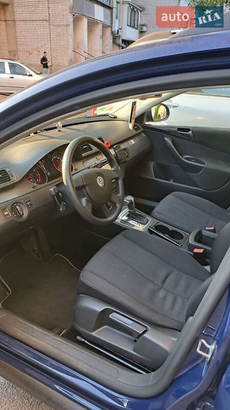 Универсал Volkswagen Passat 2009 в Житомире