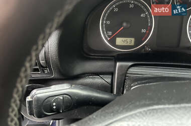 Универсал Volkswagen Passat 2001 в 