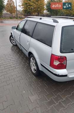 Универсал Volkswagen Passat 2002 в  фото 6 Универсал Volkswagen Passat 2002 в