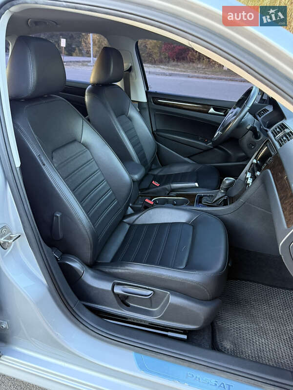 Седан Volkswagen Passat 2015 в Дніпрі фото 20 Седан Volkswagen Passat 2015 в Дніпрі