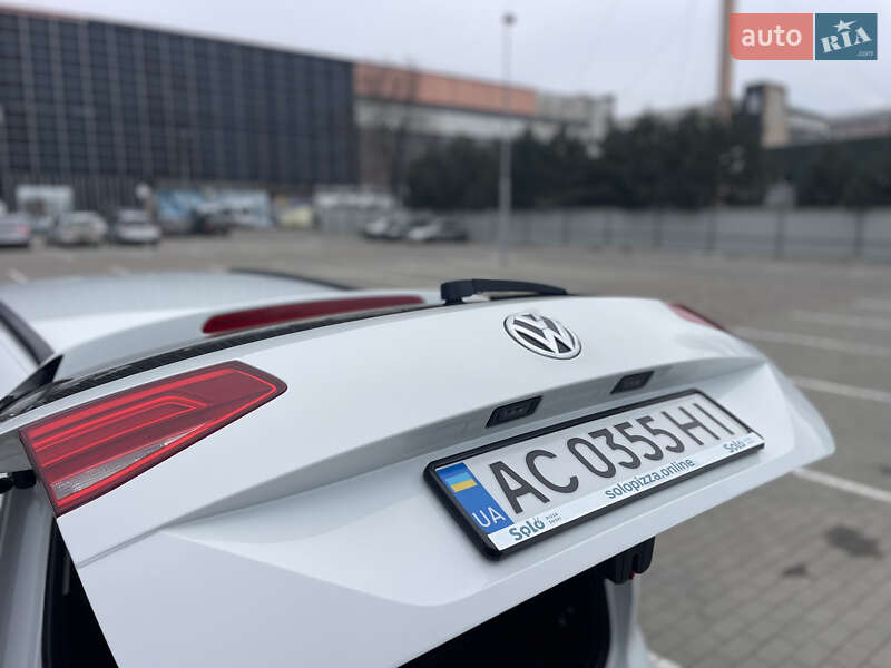 Універсал Volkswagen Passat 2015 в Луцьку фото 45 Універсал Volkswagen Passat 2015 в Луцьку