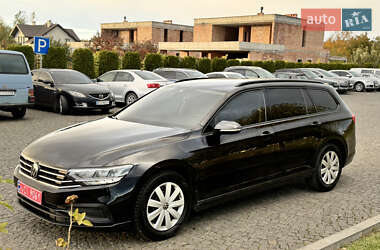 Универсал Volkswagen Passat 2021 в 
