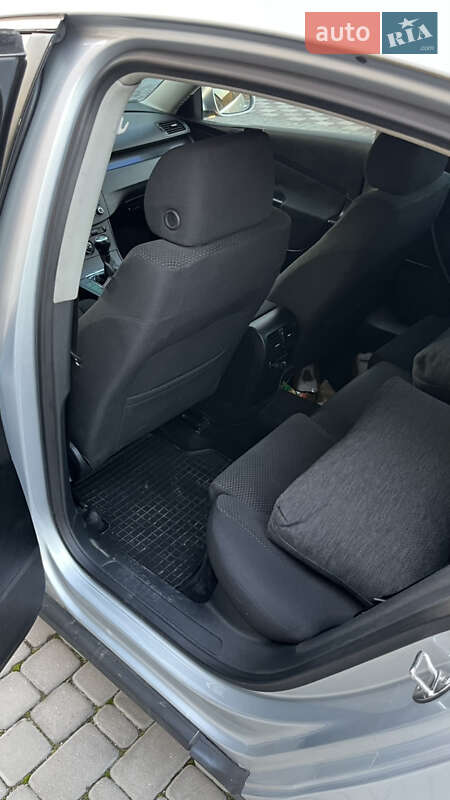 Седан Volkswagen Passat 2005 в Кам'янець-Подільському