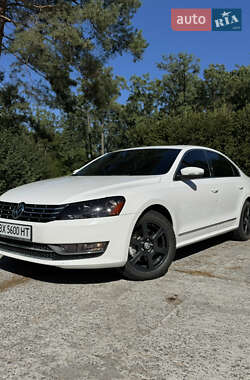 Седан Volkswagen Passat 2012 в 