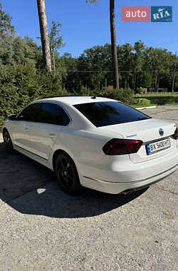 Седан Volkswagen Passat 2012 в 