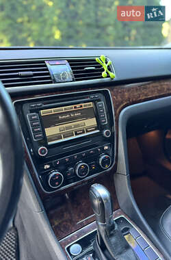Седан Volkswagen Passat 2012 в 
