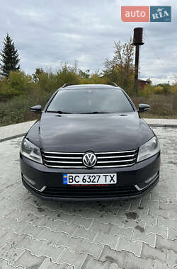 Універсал Volkswagen Passat 2014 в Стрию
