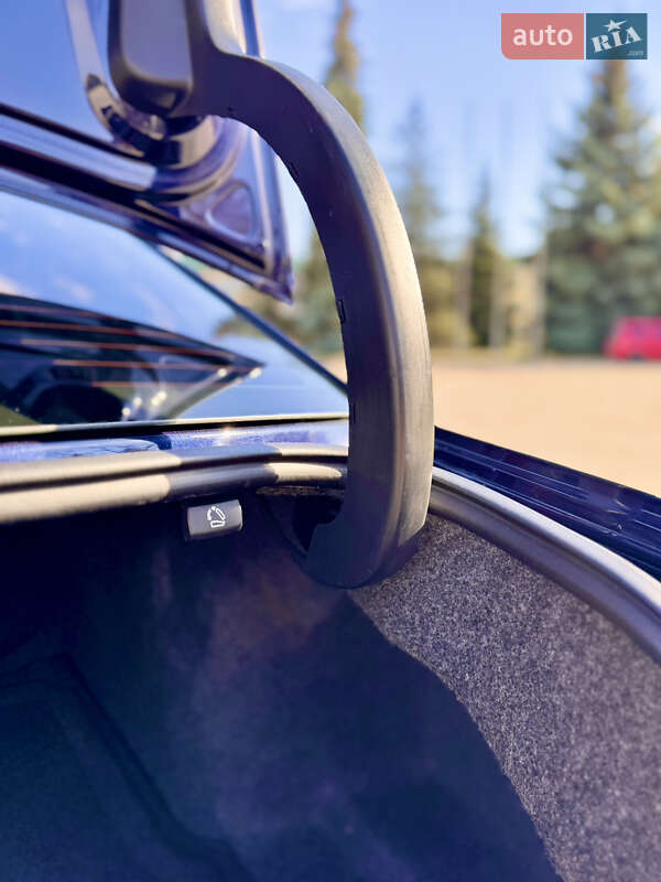 Седан Volkswagen Passat 2014 в Лозовой