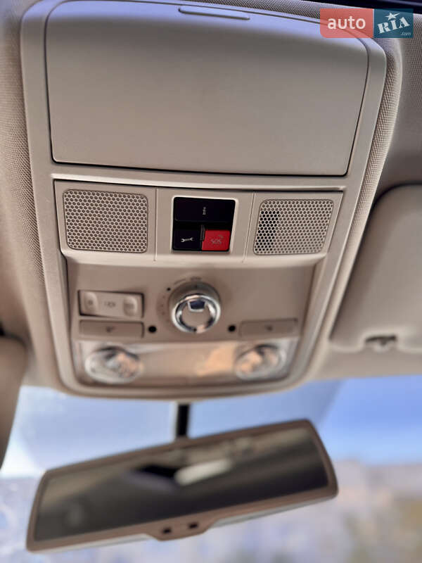 Седан Volkswagen Passat 2014 в Лозовой