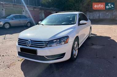 Седан Volkswagen Passat 2012 в Чернигове