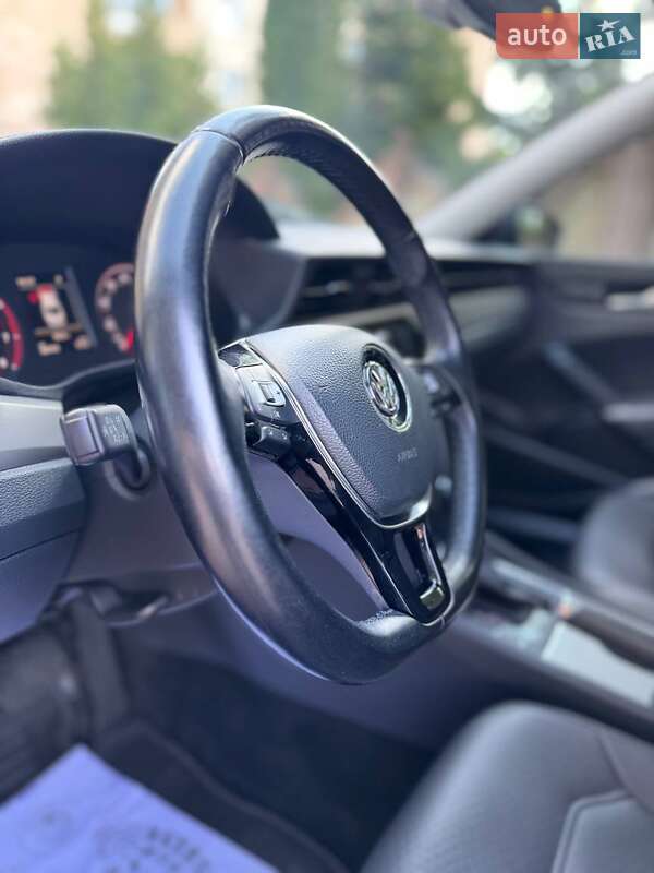 Седан Volkswagen Passat 2020 в Тернополе фото 4 Седан Volkswagen Passat 2020 в Тернополе